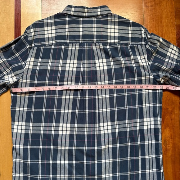 The North Face Hayden Pass 2.0 flannel long sleeve button up lightweight shirt - Picture 9 of 10